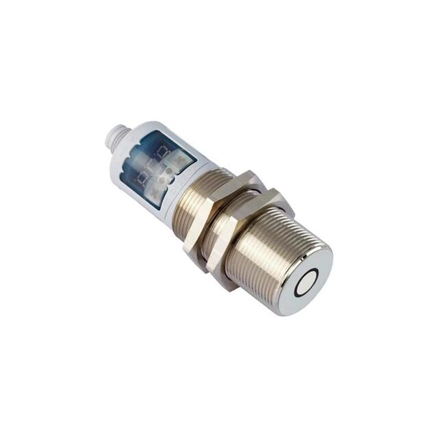 Ultrasonic sensor with switching